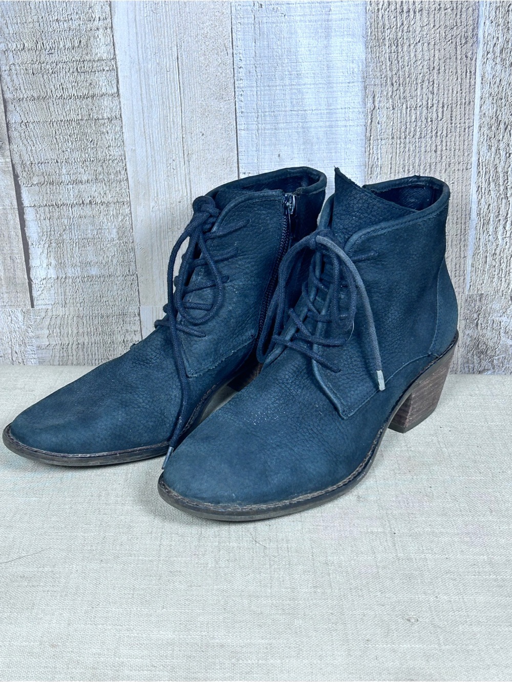 Lucky Brand Black Leather Lace Up Ankle Boots Side Zip Block Heel 38 Grunge Moto